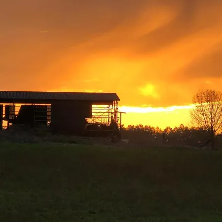 Le Dameli, Village Du Soleil, 61 Mauroux (Lot)